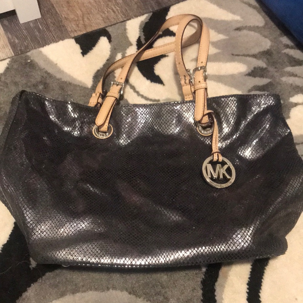 Sparking silver Michael Kors bag